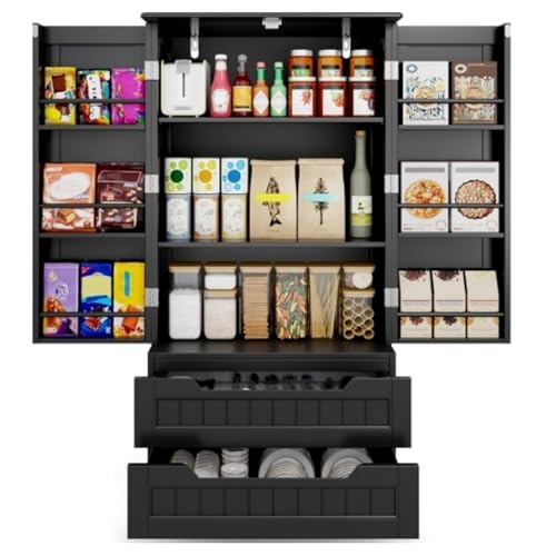Black Cabinets in Kitchen